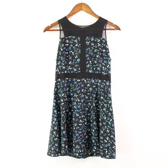 Like Mynded Sleeveless Black Floral Mini Dress Size S‎ - Picture 1 of 9
